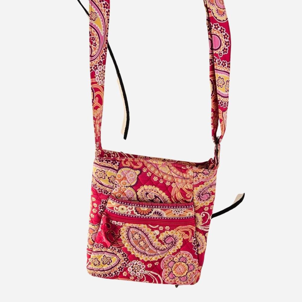 Pink and orange paisley print
